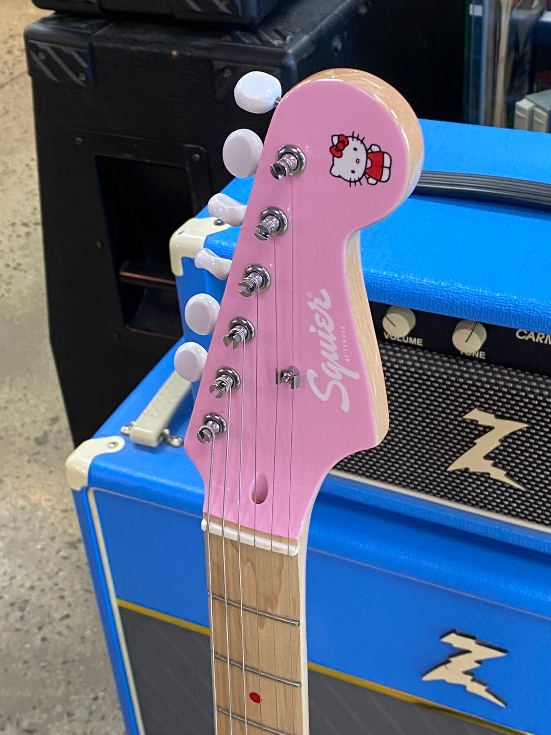 Squier 2024 Hello Kitty Strat | Pink ***pre loved***