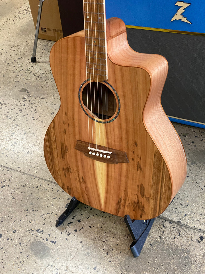 Cole Clark Studio SAN1EC Grand Auditorium Redwood Top Queensland Maple Back and Sides