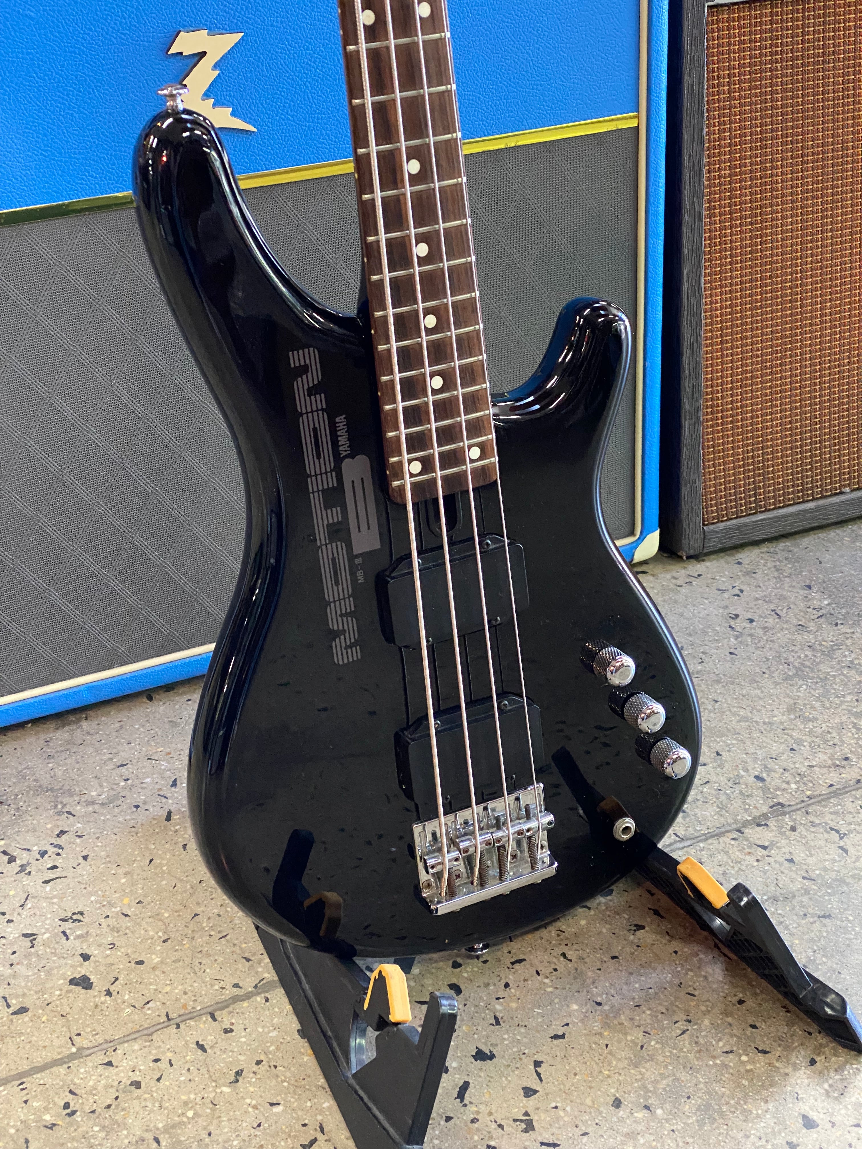 Yamaha MB III Motion B w/bag | Black ***pre loved*** – A&B Musical