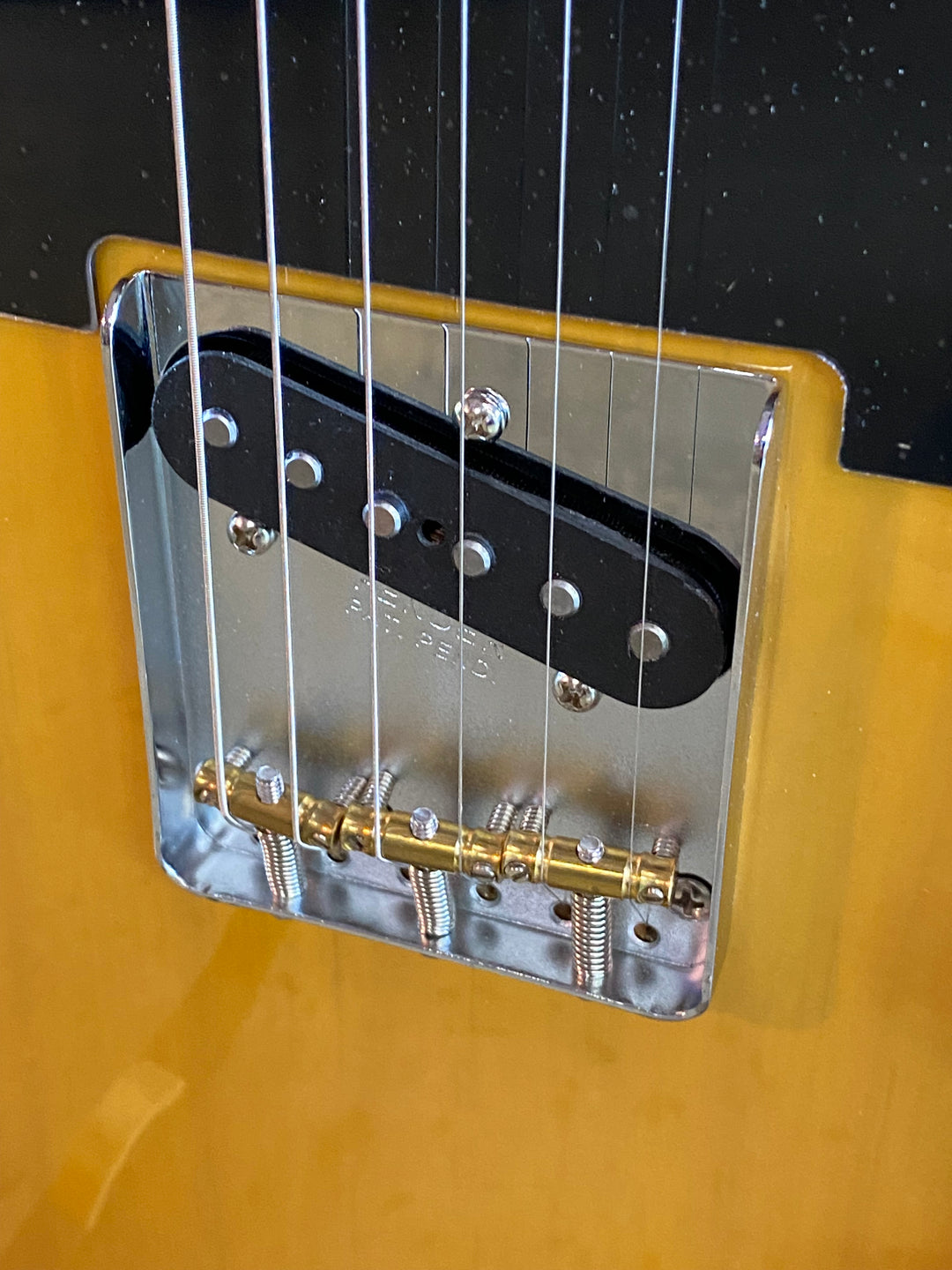 Fender American Pro Classic Tele Maple Neck | Butterscotch Blonde