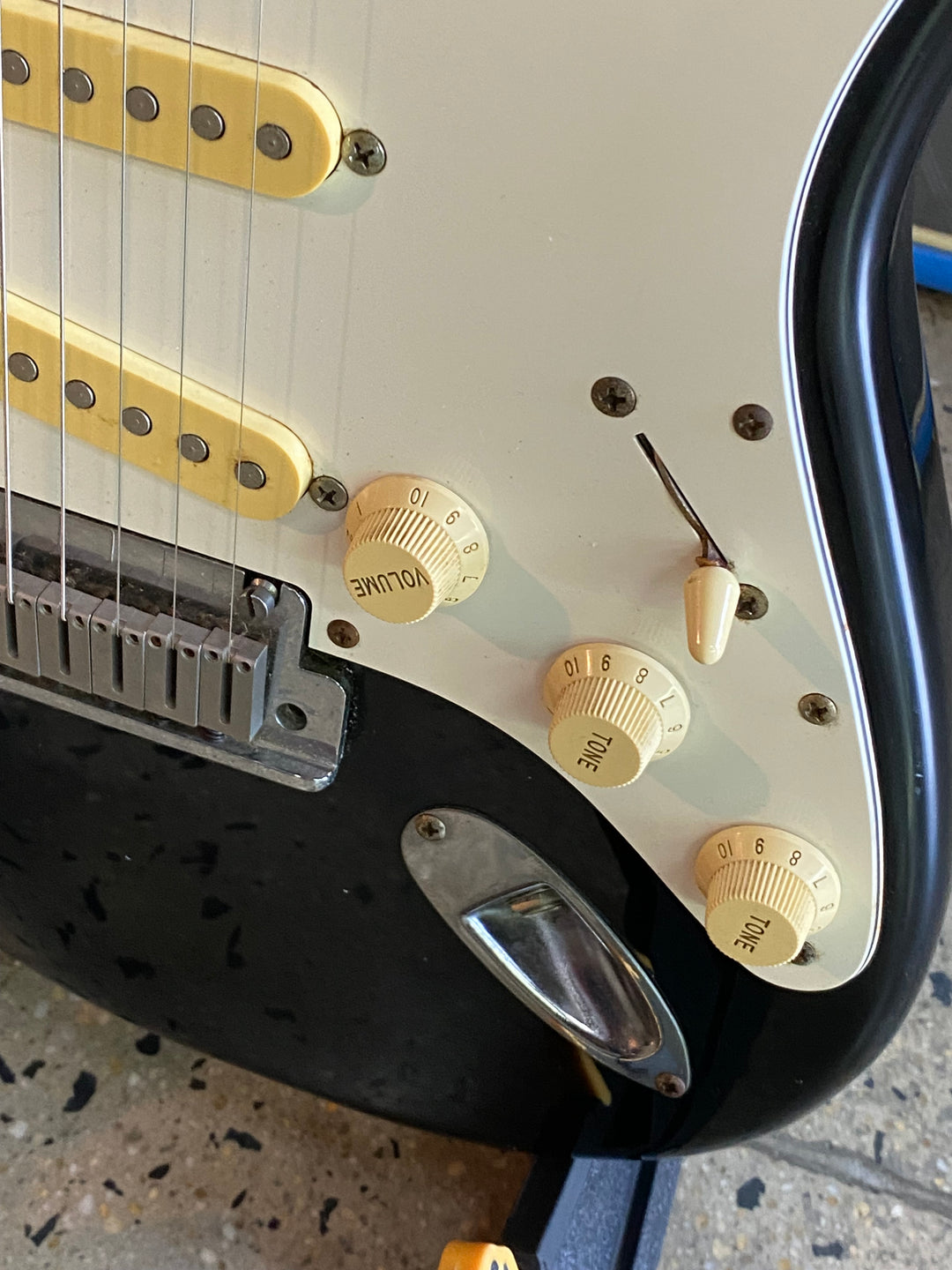Fender 1989 American Standard Strat 'Hector Montes' w/bag ***pre loved***