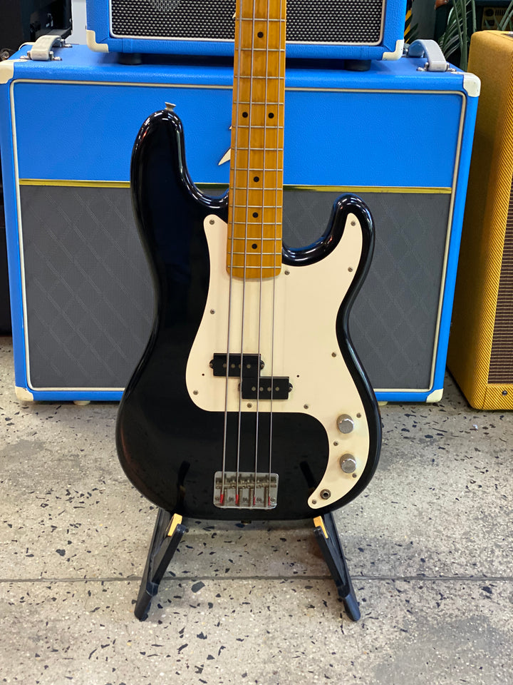 Fender MIJ '86-87 P Bass Maple Neck Black w/case ***Pre Loved***