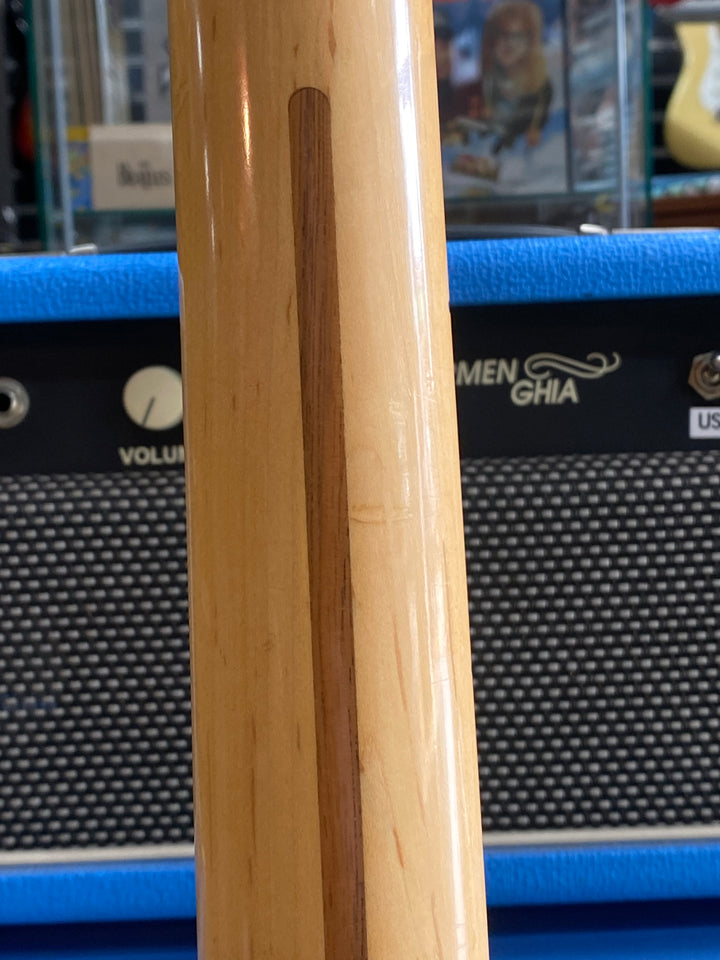 Fender USA 2004 American Series Telecaster Maple Neck Sunburst W/case ***Pre Loved***