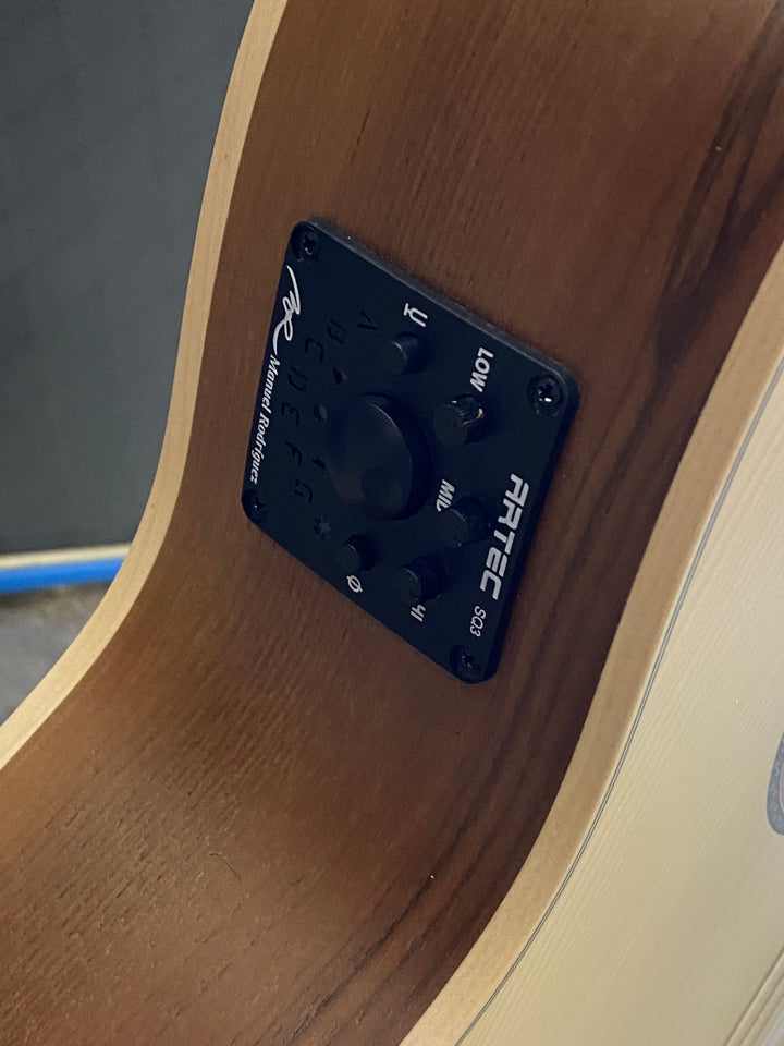 Manuel Rodriguez ECOLOGICA 4/4 Electric/Acoustic Classical Profundo