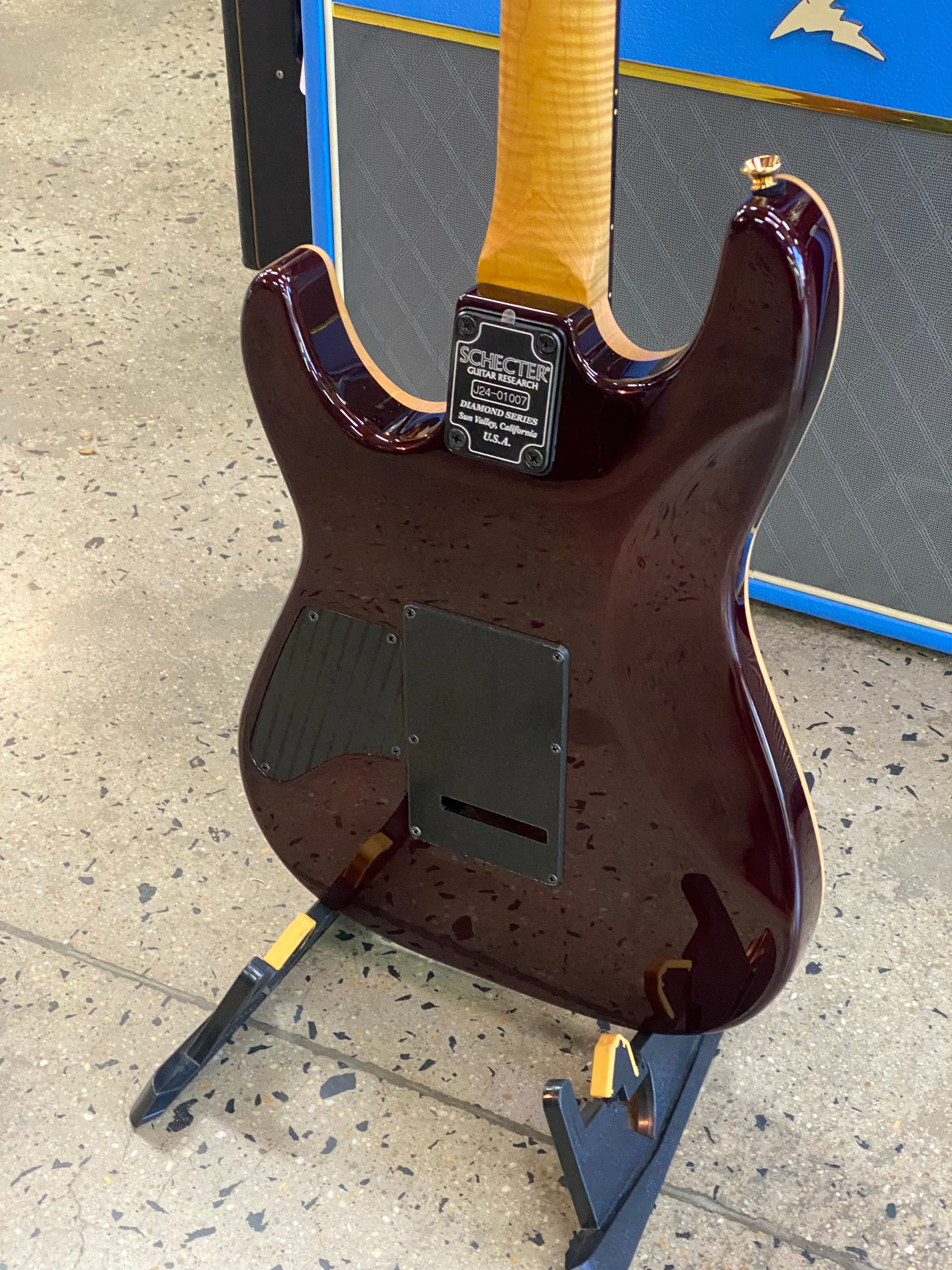 Schecter California Classic Made in Japan | Transparent