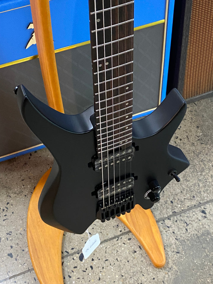 Hils HN3 Headless Electric Guitar | Satin Black