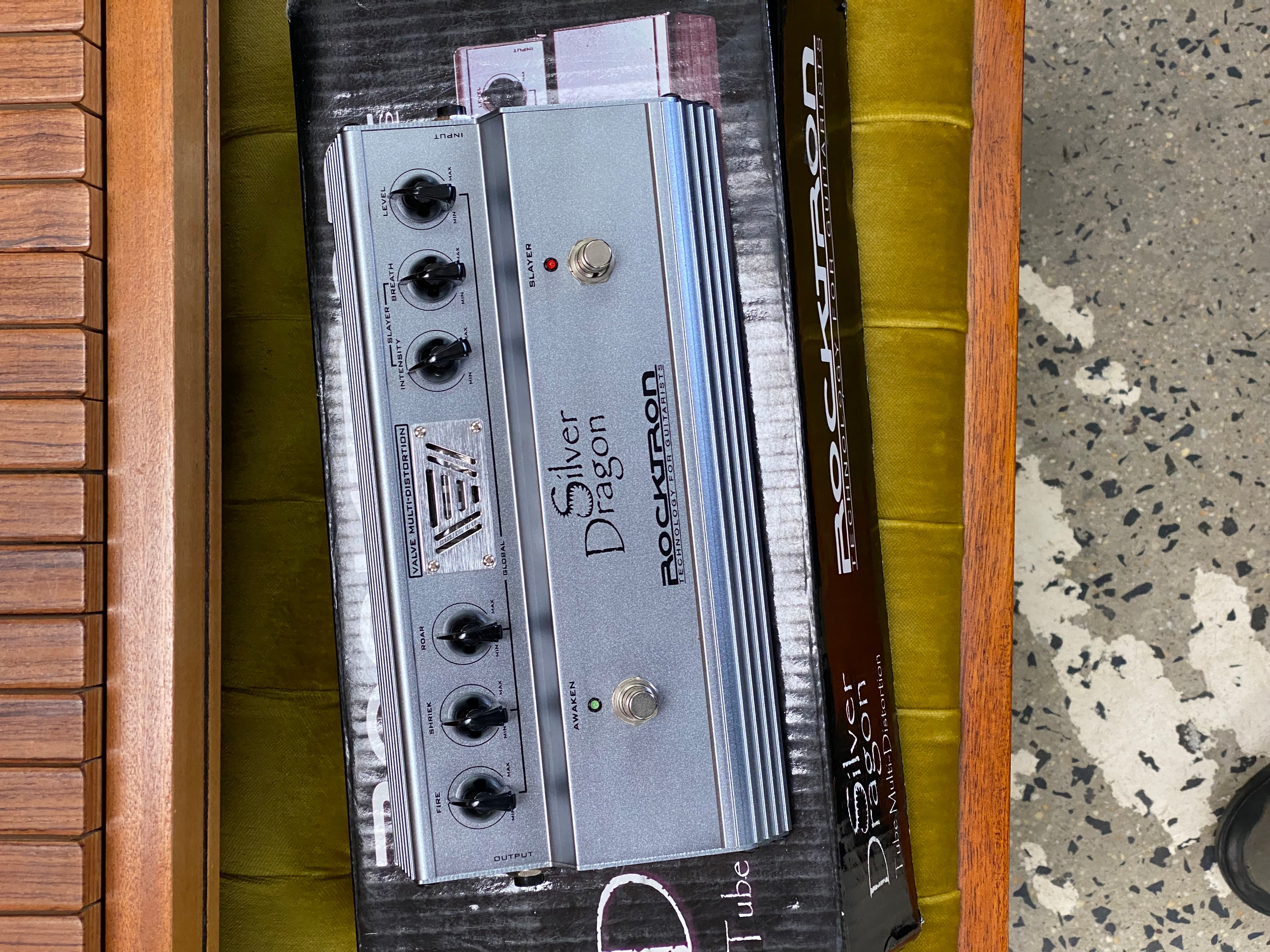 Rocktron Silver Dragon Tube Multi-Distortion Pedal w/box ***pre
