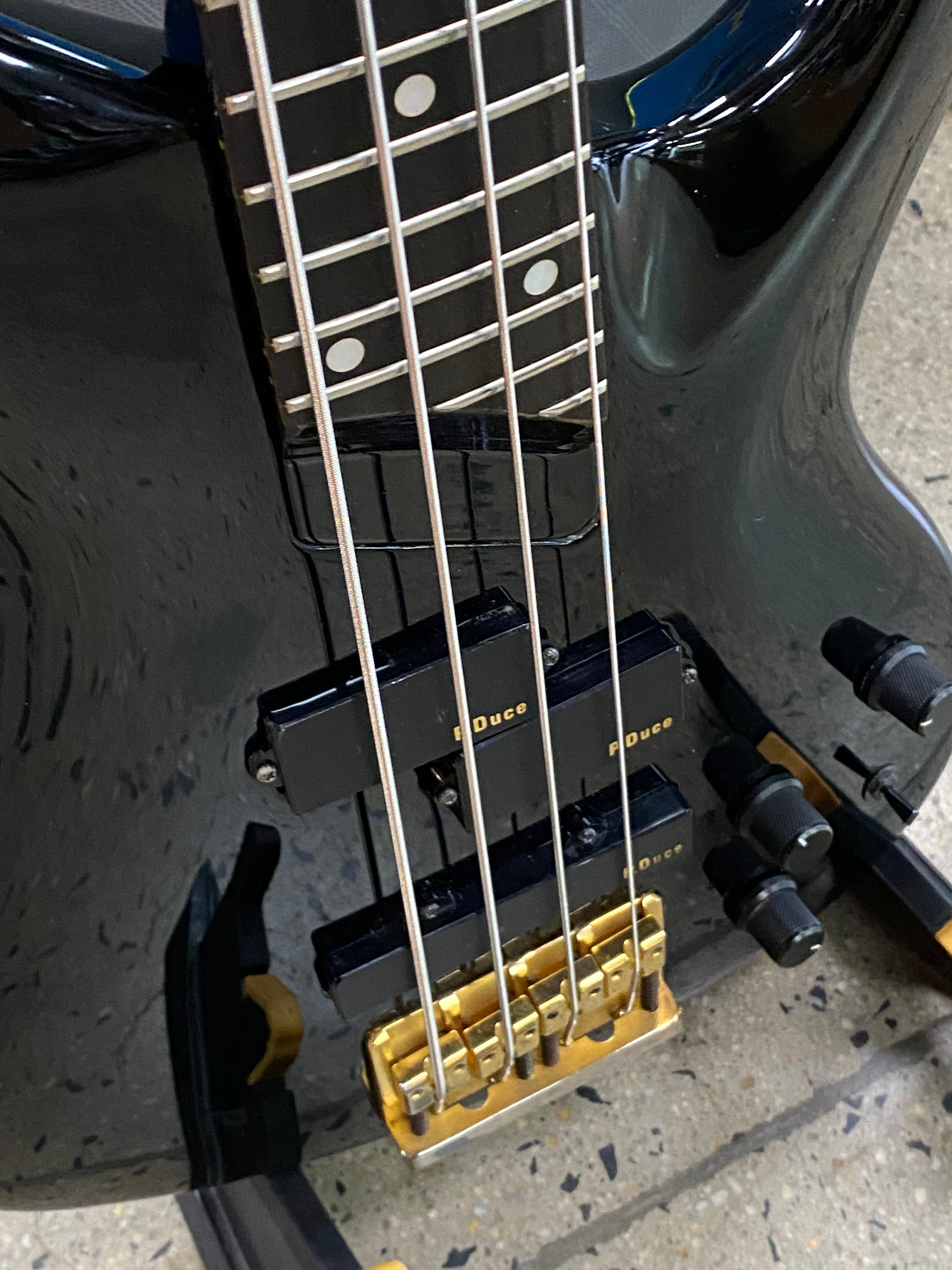Greco Phoenix Series PXB-80 Bass w/bag | Black ***pre loved