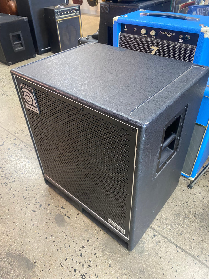 Ampeg USA PN-410HLF Pro Neo 4X10 850W Bass Cab ***Pre Loved***