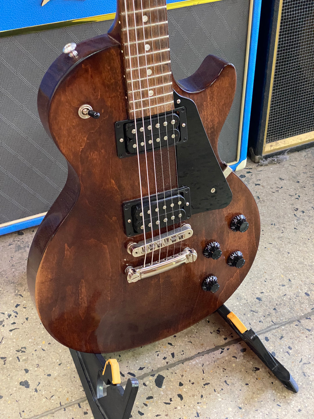 Gibson 2017 Les Paul Faded T w/bag ***Pre Loved***