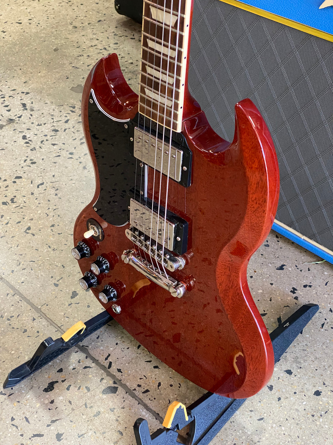 Gibson SG 2020 Standard '61 Left-Handed Vintage Cherry W/case ***Pre Loved***