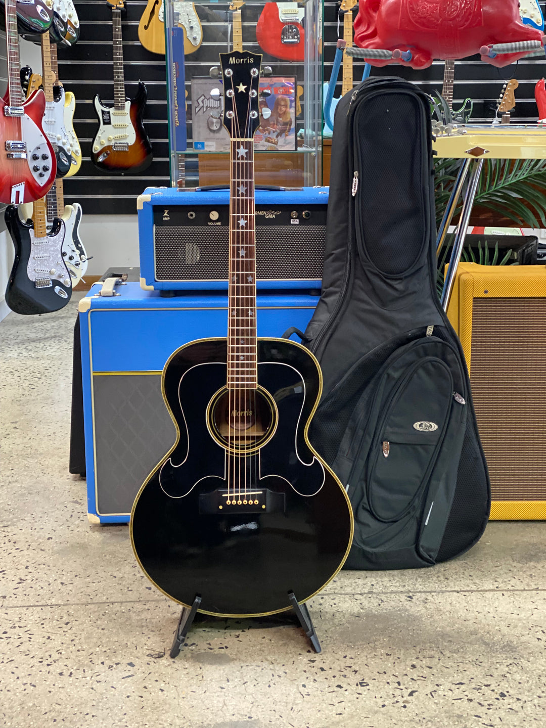 Morris MIJ MJ-405 1981 Jumbo Acoustic Black W/bag ***pre loved***