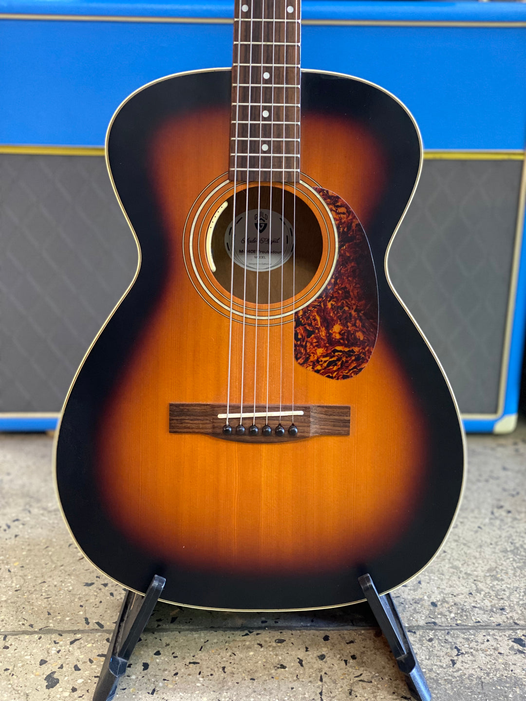 Guild Troubadour M-240E w/LR Baggs & bag ***pre loved***