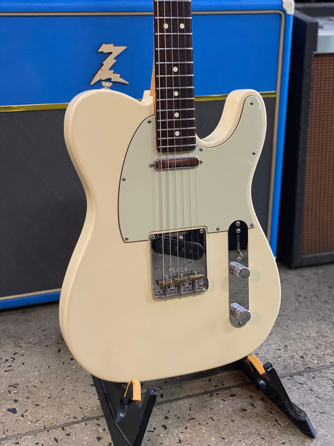 Fender 2016 American Pro Telecaster w/case | Olympic White ***pre loved***