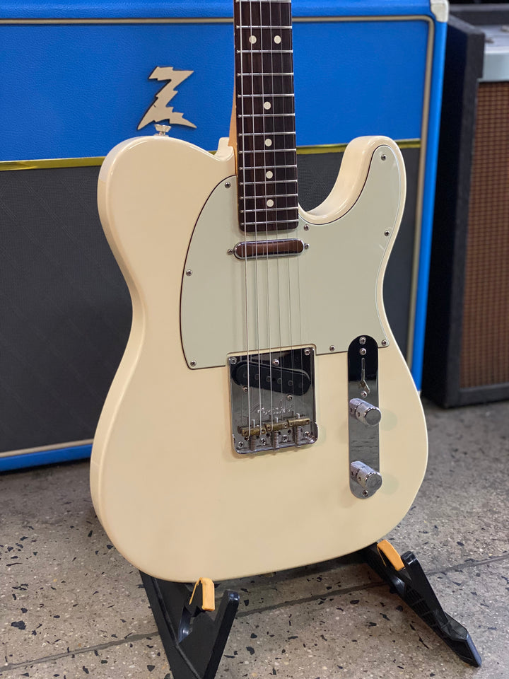 Fender 2016 American Pro Telecaster w/case | Olympic White ***pre loved***
