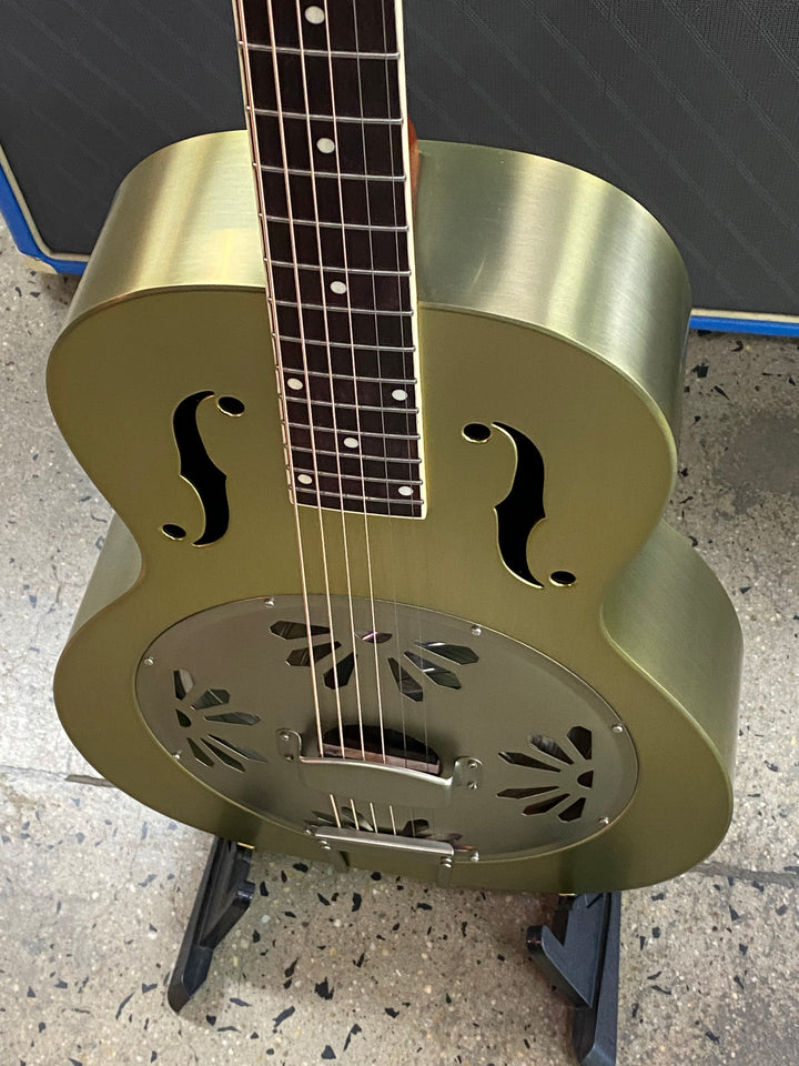 Gretsch G9202 Honey Dipper Special Round-Neck Brass Body | Bell Bronze