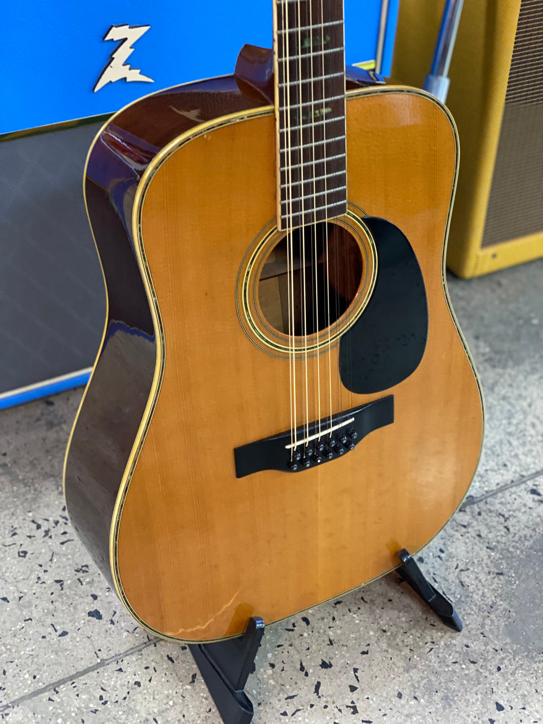 Morris MIJ B-50 12 String Acoustic Natural W/bag ***pre loved***