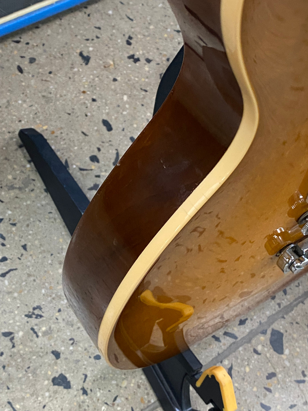 Gibson USA 1999 Les Paul Standard w/case | Honey Burst ***Pre Loved***