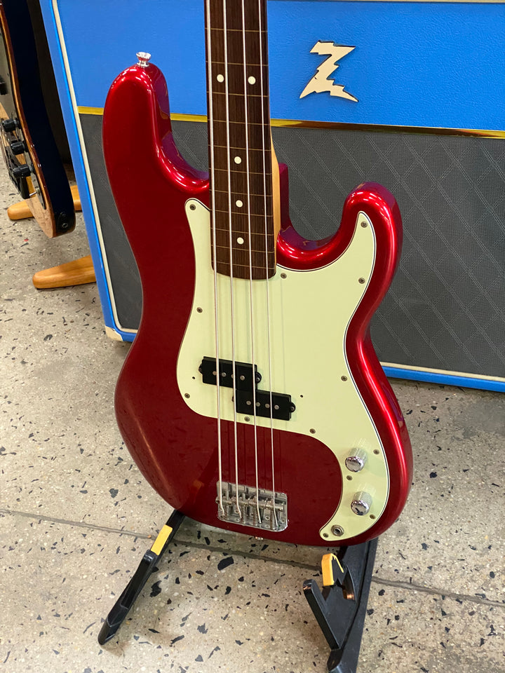 Seymour Duncan Fretless MIJ Traditional P Bass w/bag | Candy Apple Red ***pre loved***