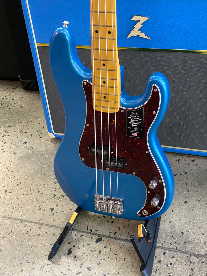 Fender American Pro Classic P Bass Maple Neck | Faded Lake Placid Blue