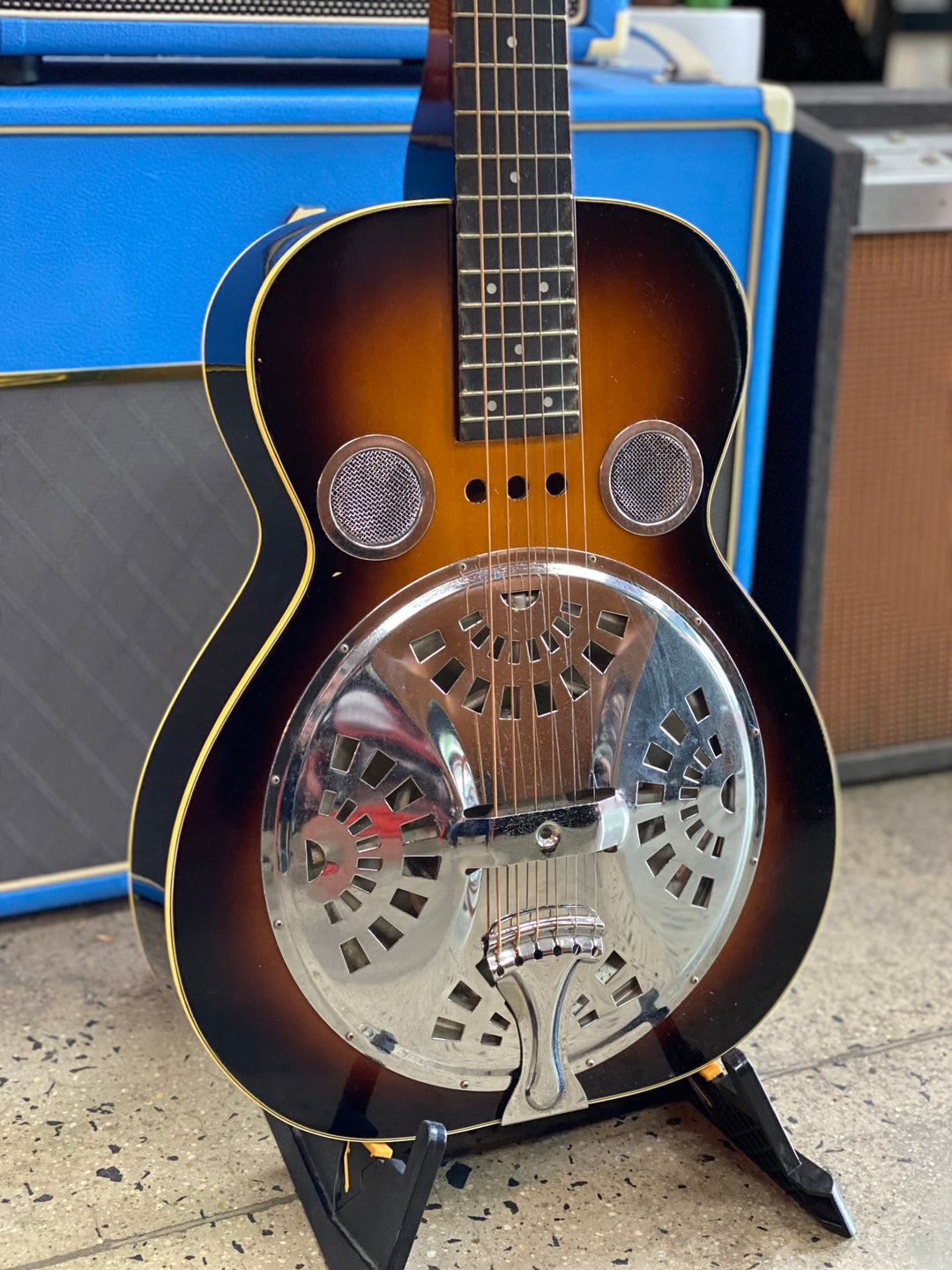 Regal Square Neck Resonator 1990s MIK wcase ***pre loved***