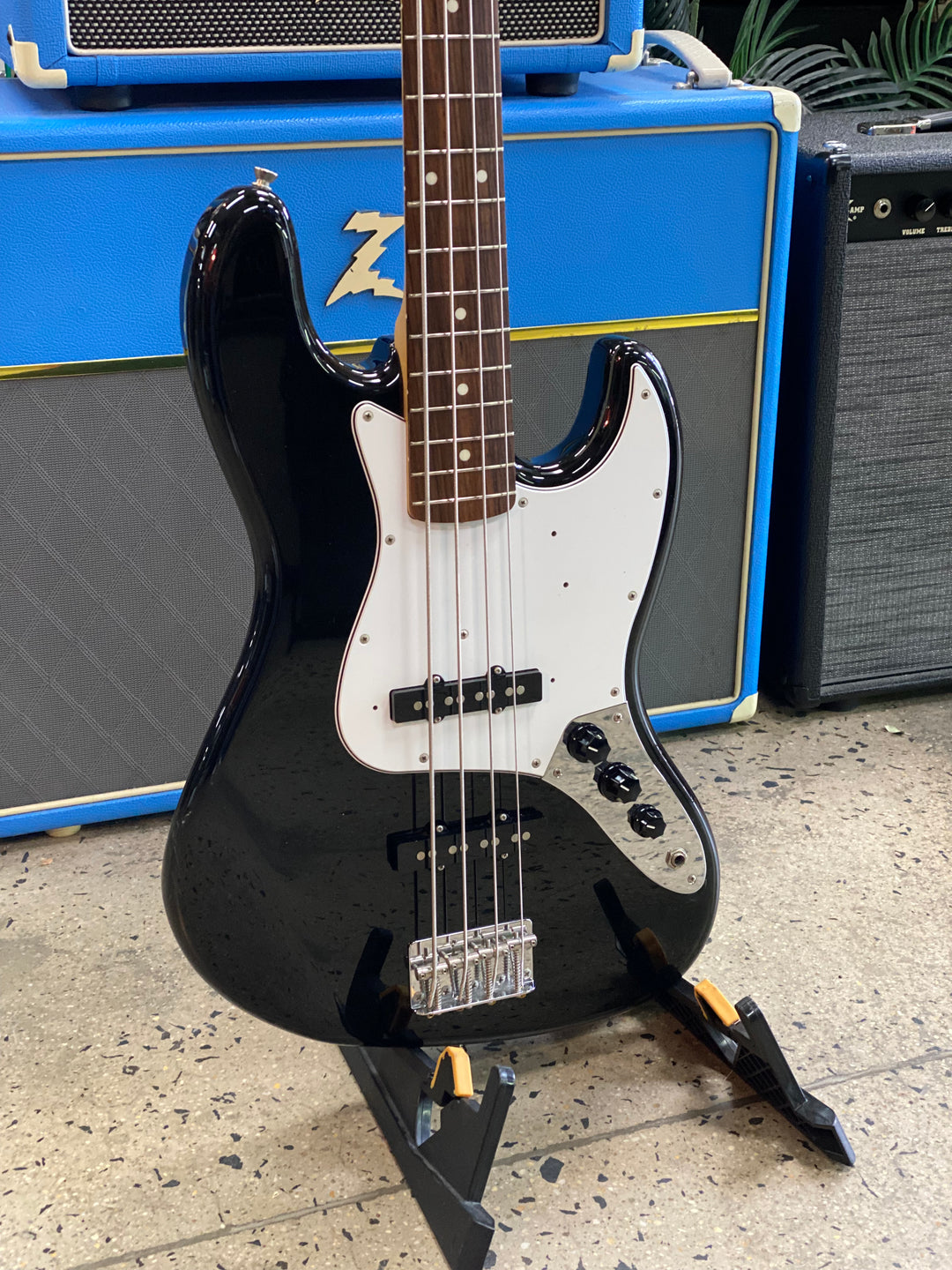 Fender 2012 MIJ Jazz Bass Black RW W/bag ***Pre Loved***