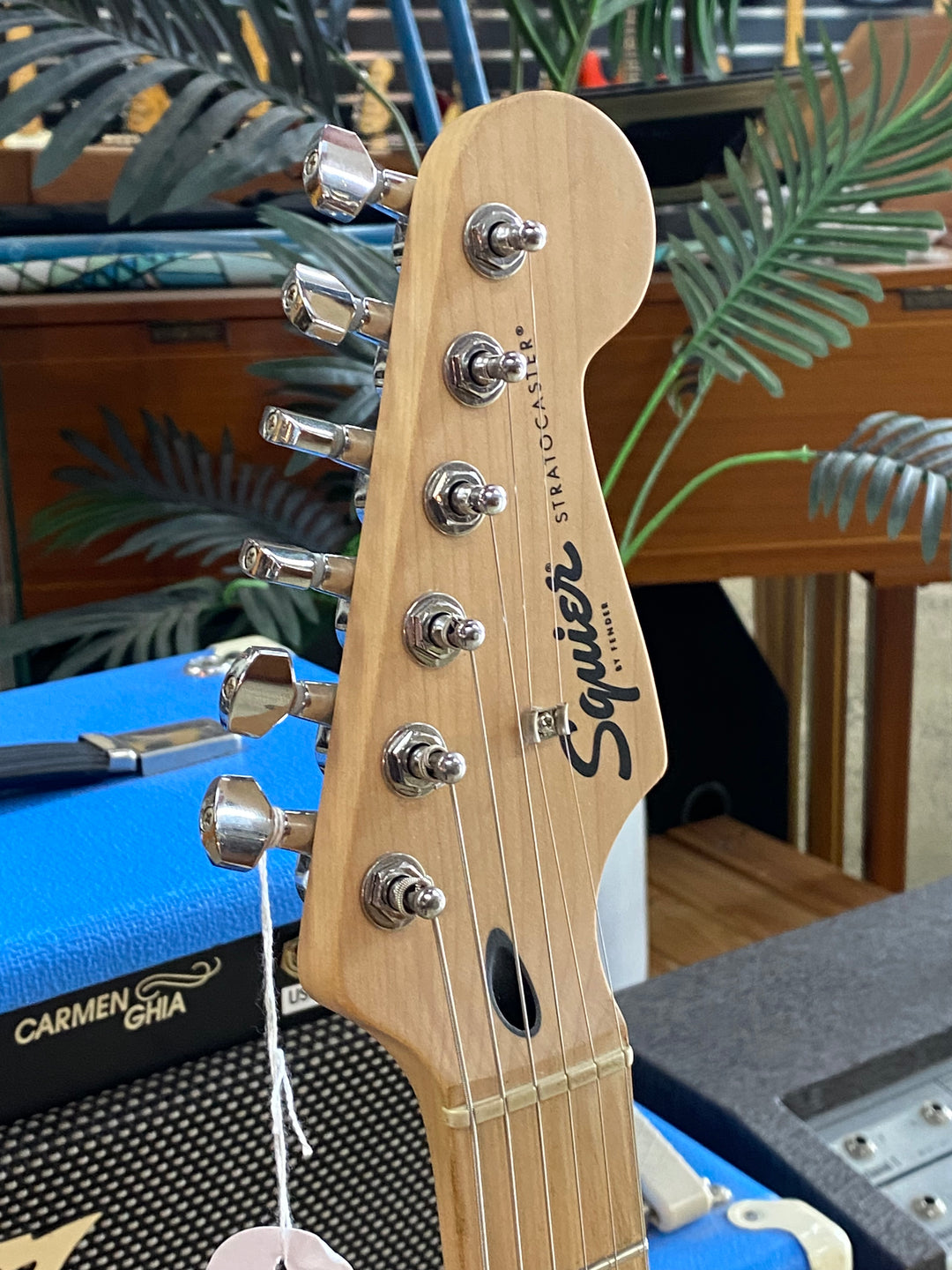 Squier Sonic Strat HSS | Tahitian Coral ***pre loved***