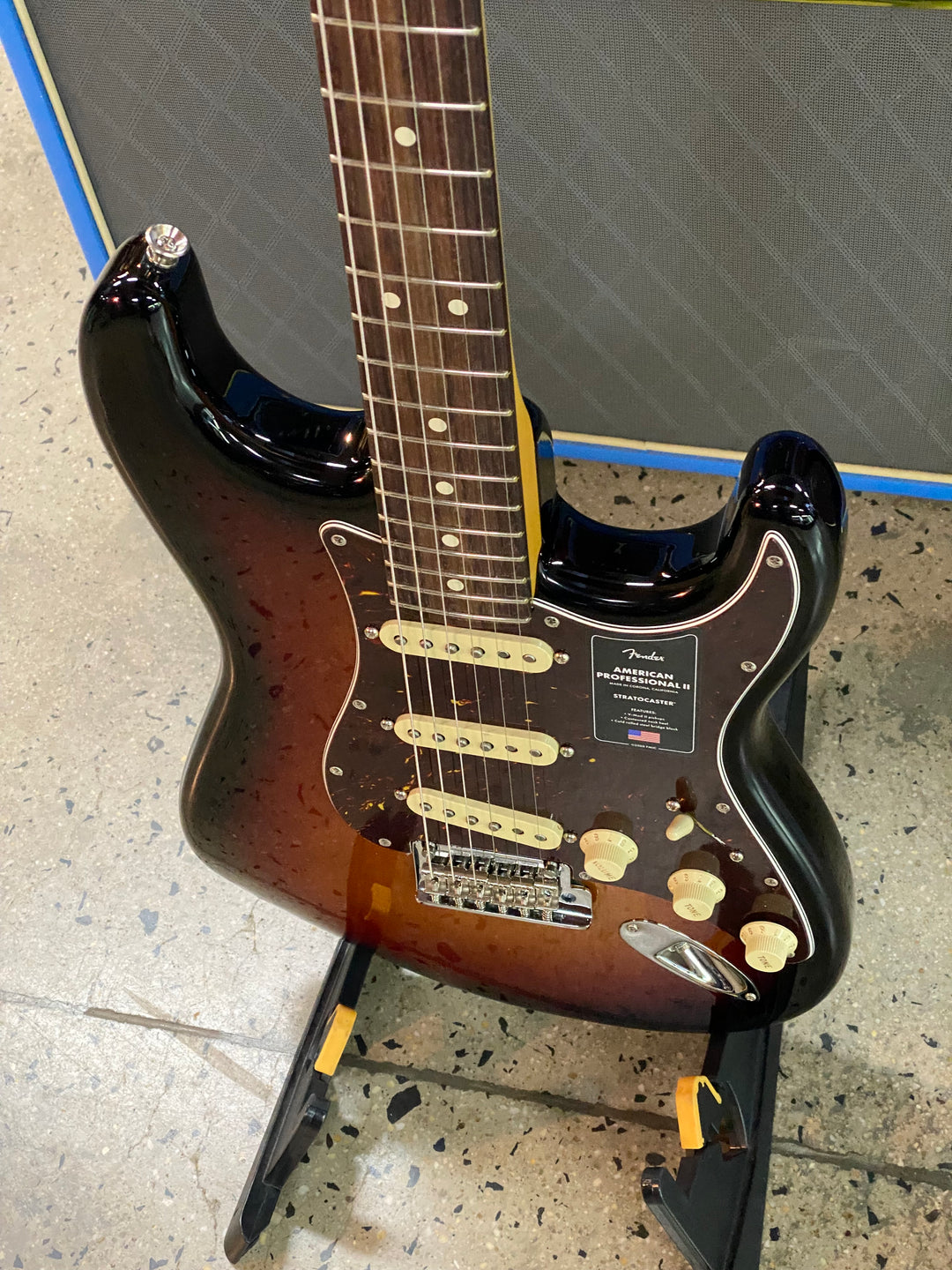 Fender American Professional II Stratocaster Rosewood | 3 Tone Sunburst