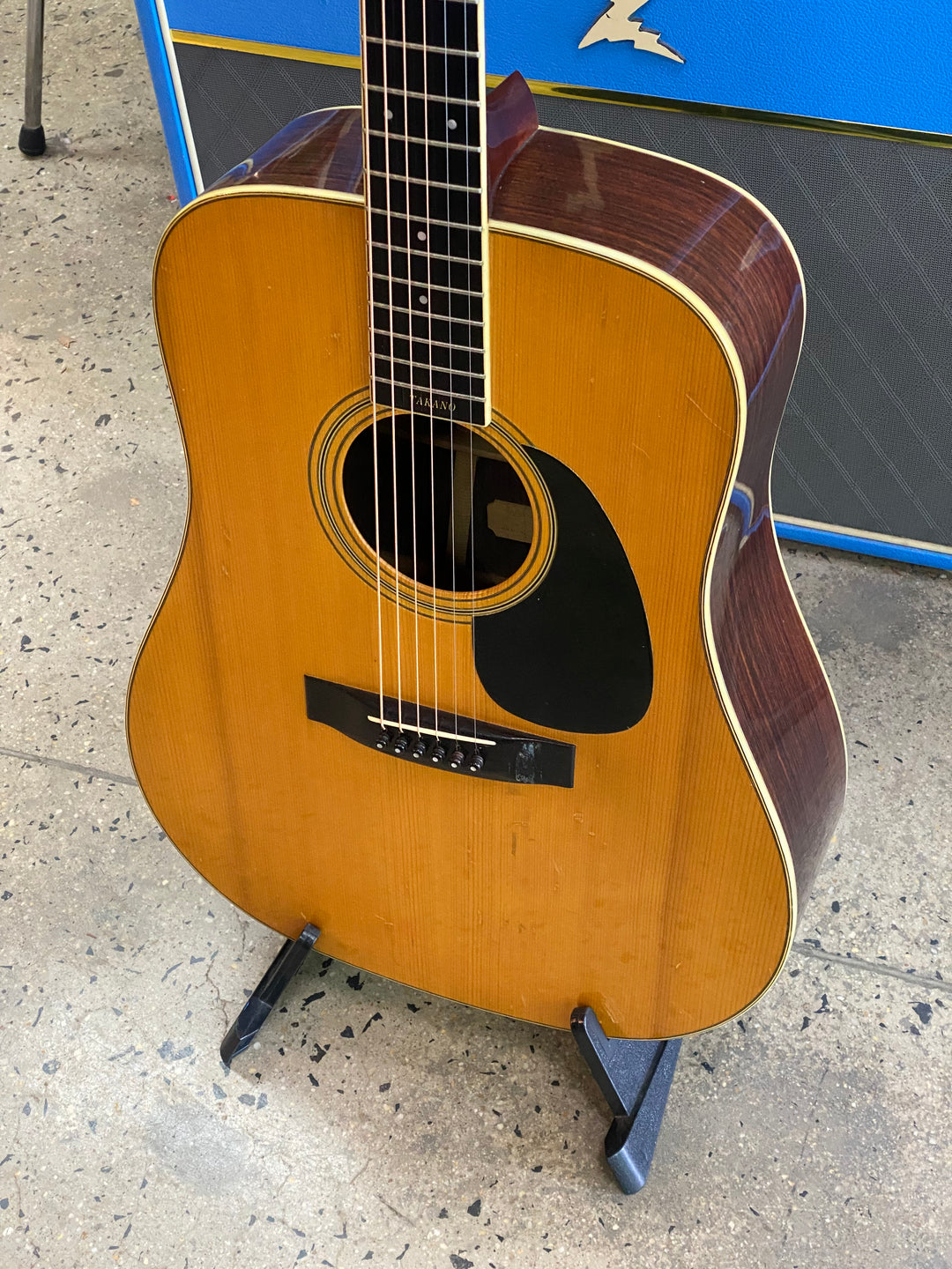 S.Yairi YD-305 Mid 70s Acoustic wcase ***pre loved***