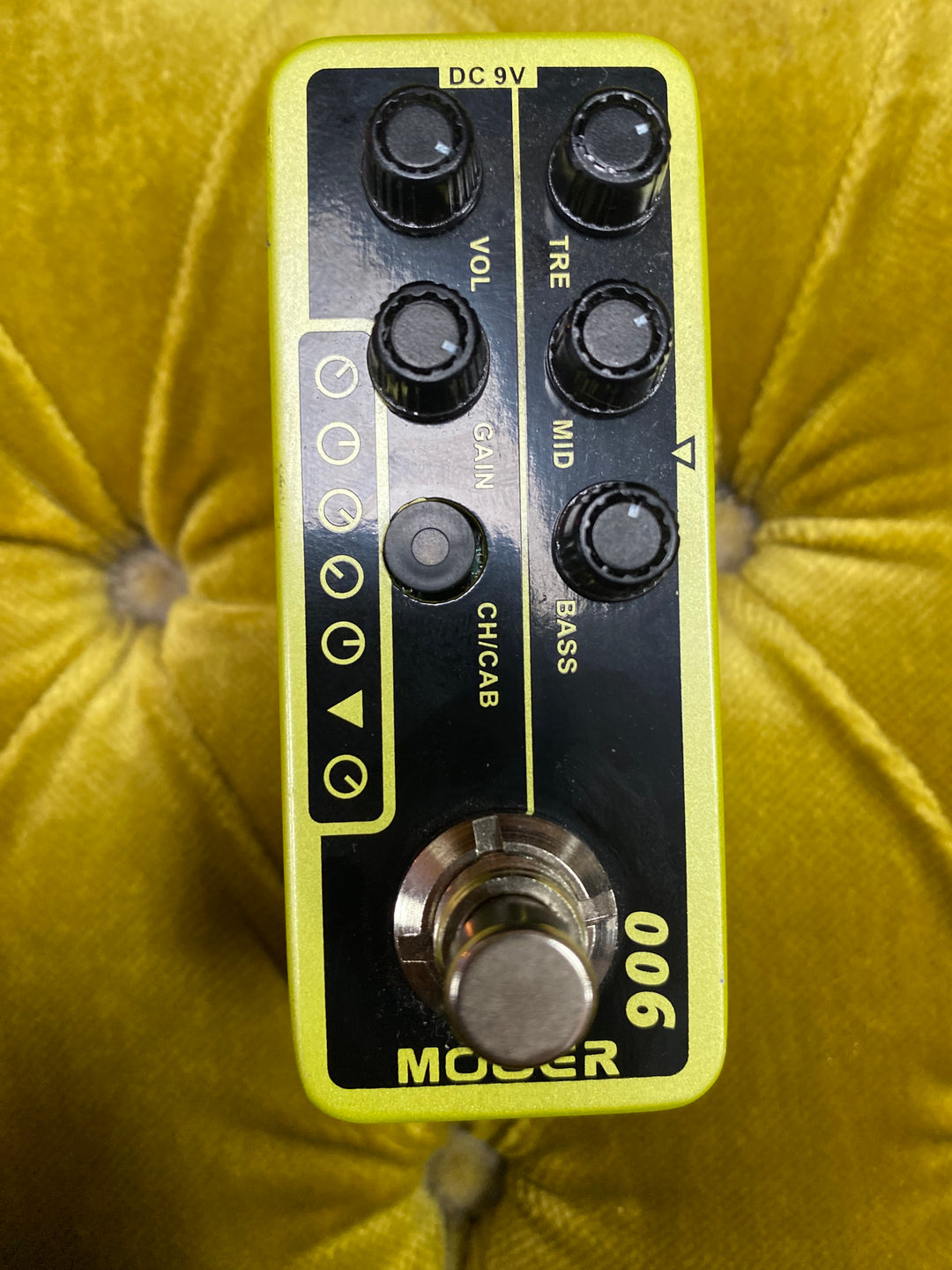Mooer US Classic Deluxe 006 Digital Preamp Guitar Effect Pedal ***Pre Loved***
