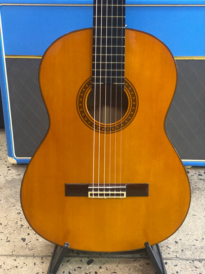Yamaha CG-130 Classical Guitar w/case ***Pre Loved***