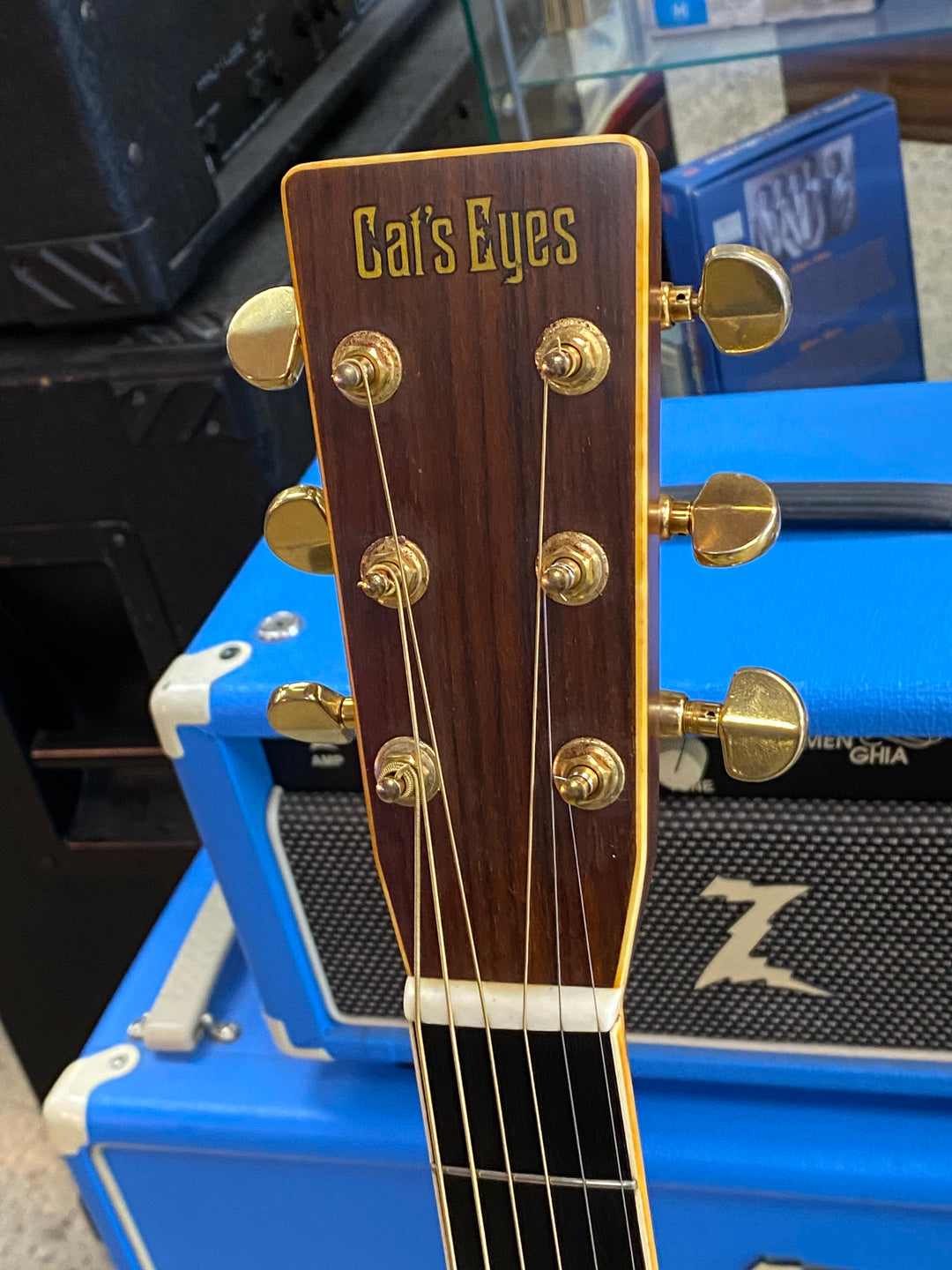 Tokai Cats Eyes CE-500 W/case | Natural **Pre Loved**