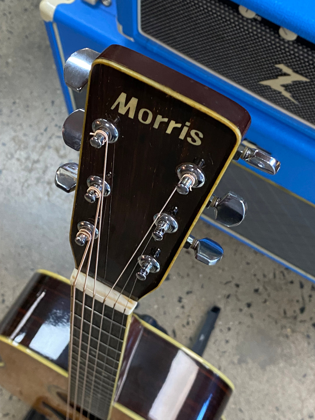 Morris 1975 W-30 Acoustic Natural W/case ***Pre Loved***