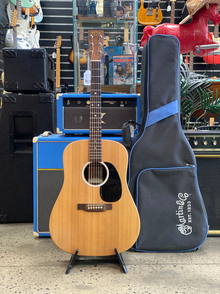 Martin Guitars DX2-E Acoustic/Electric Guitar w/bag ***pre loved***