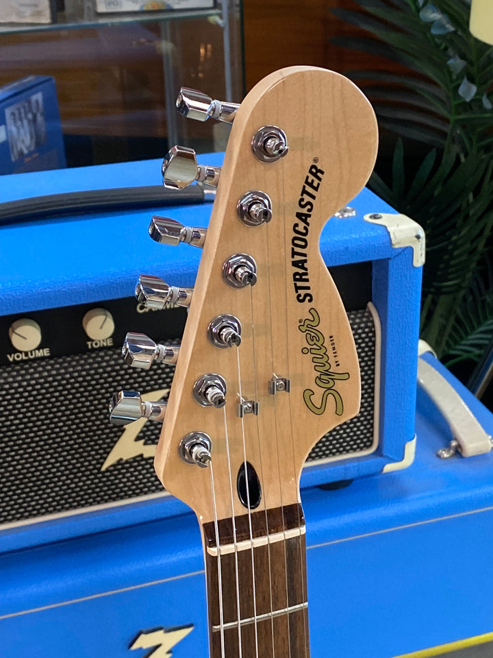 Squier Affinity Series Stratocaster Junior HSS | Ice Blue Metallic