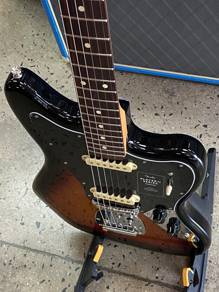 Fender Player II Jaguar | 3 Colour Sunburst