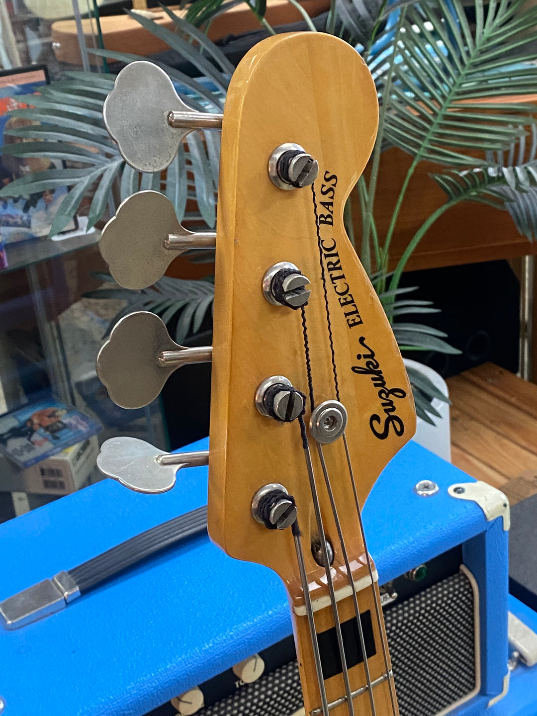 Suzuki 70s Jazz Bass w/bag | Sunburst ***pre loved***