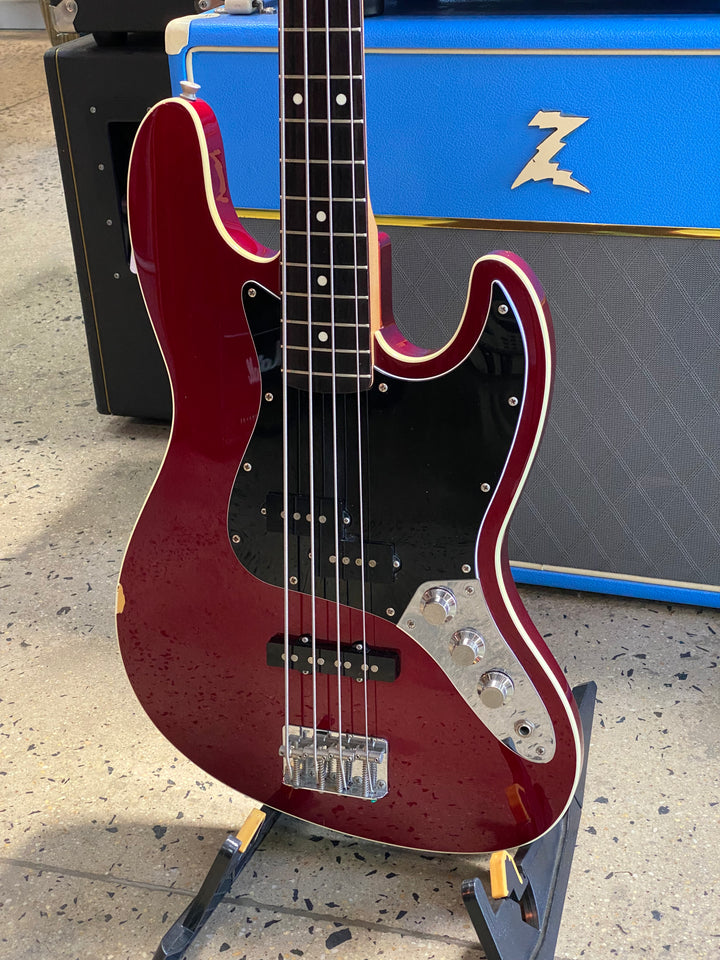 Fender 2007-10 Aerodyne Jazz Bass AJB Candy Apple Red W/bag ***Pre Loved***