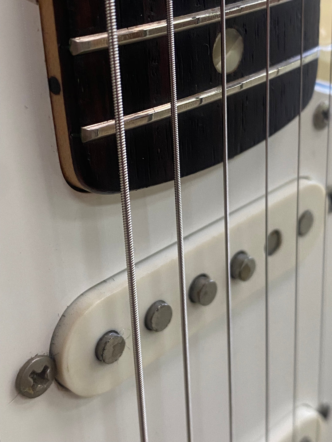 Fender USA 1972 Stratocaster Rosewood Fretboard Olympic White W/case ***Pre Loved***