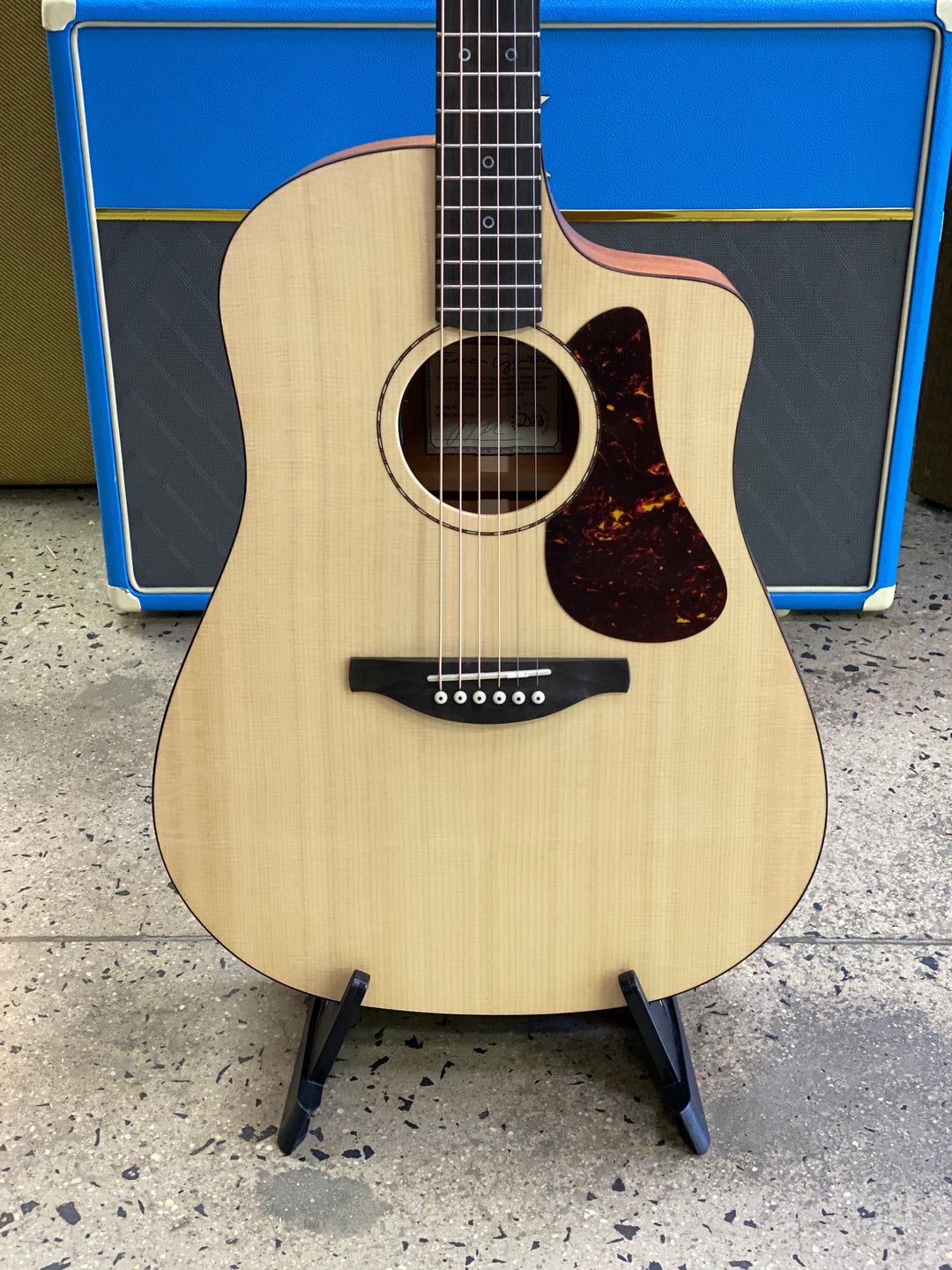 Fenech Guitars VT D78 Cutaway Mahogany