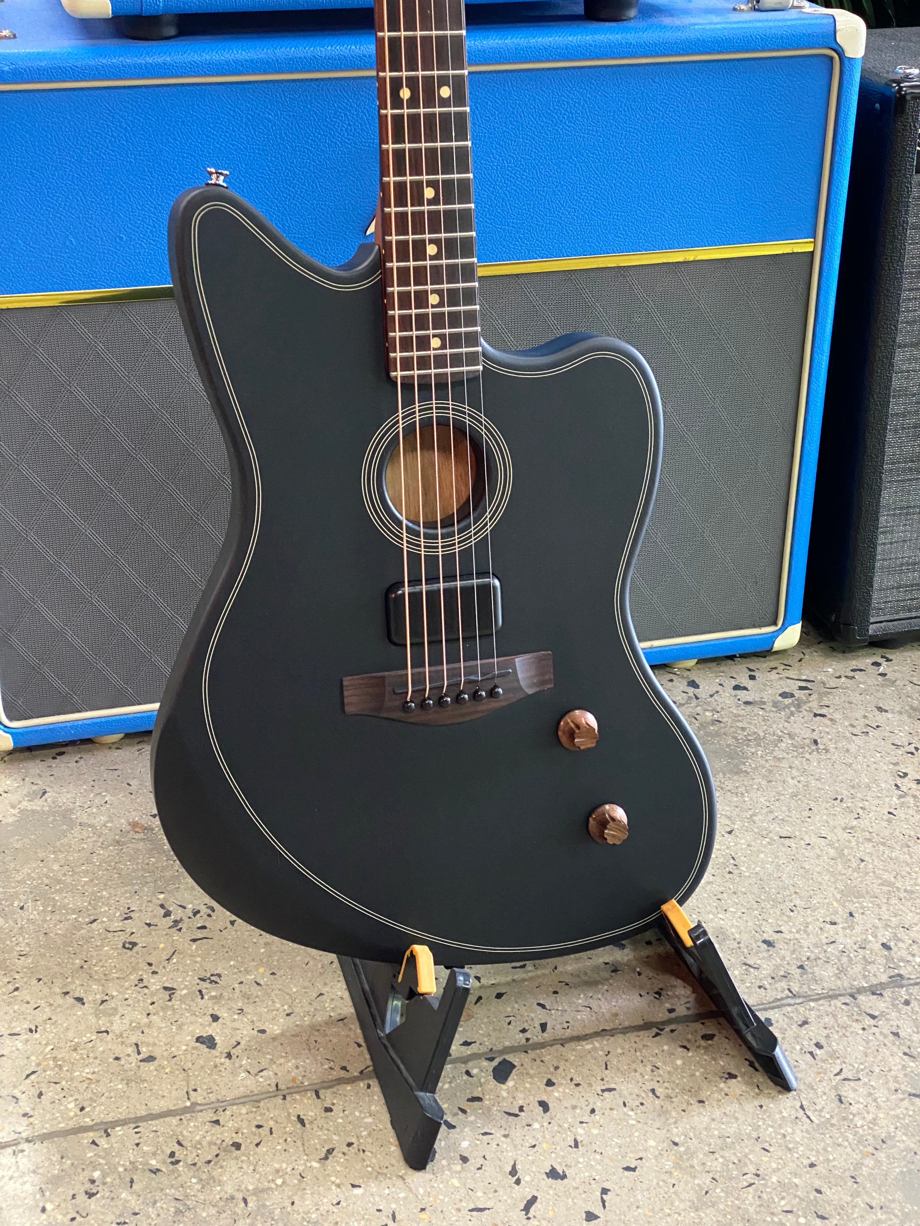 ギター Acoustasonic Standard Jazzmaster (Black) Acoustasonic® Standard Jazzmaster® – Fender
