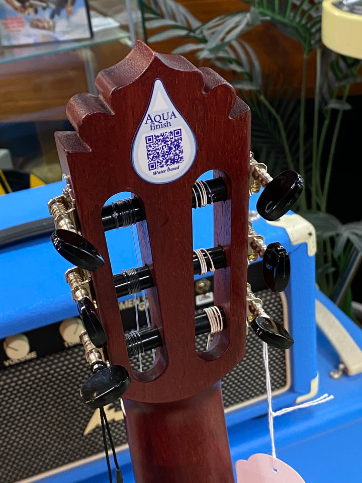 Manuel Rodriguez Concert 4/4 Tradicion T-65 Red Cedar / Mahogany