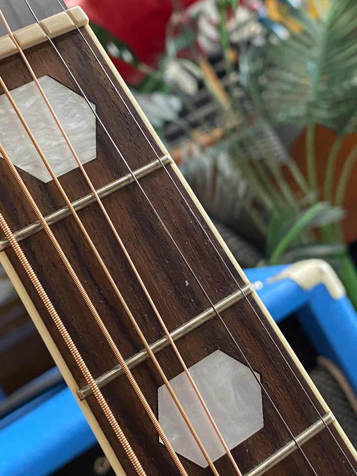 Cort CJ1F NS Jumbo Acoustic Electric Guitar W/case ***Pre Loved***