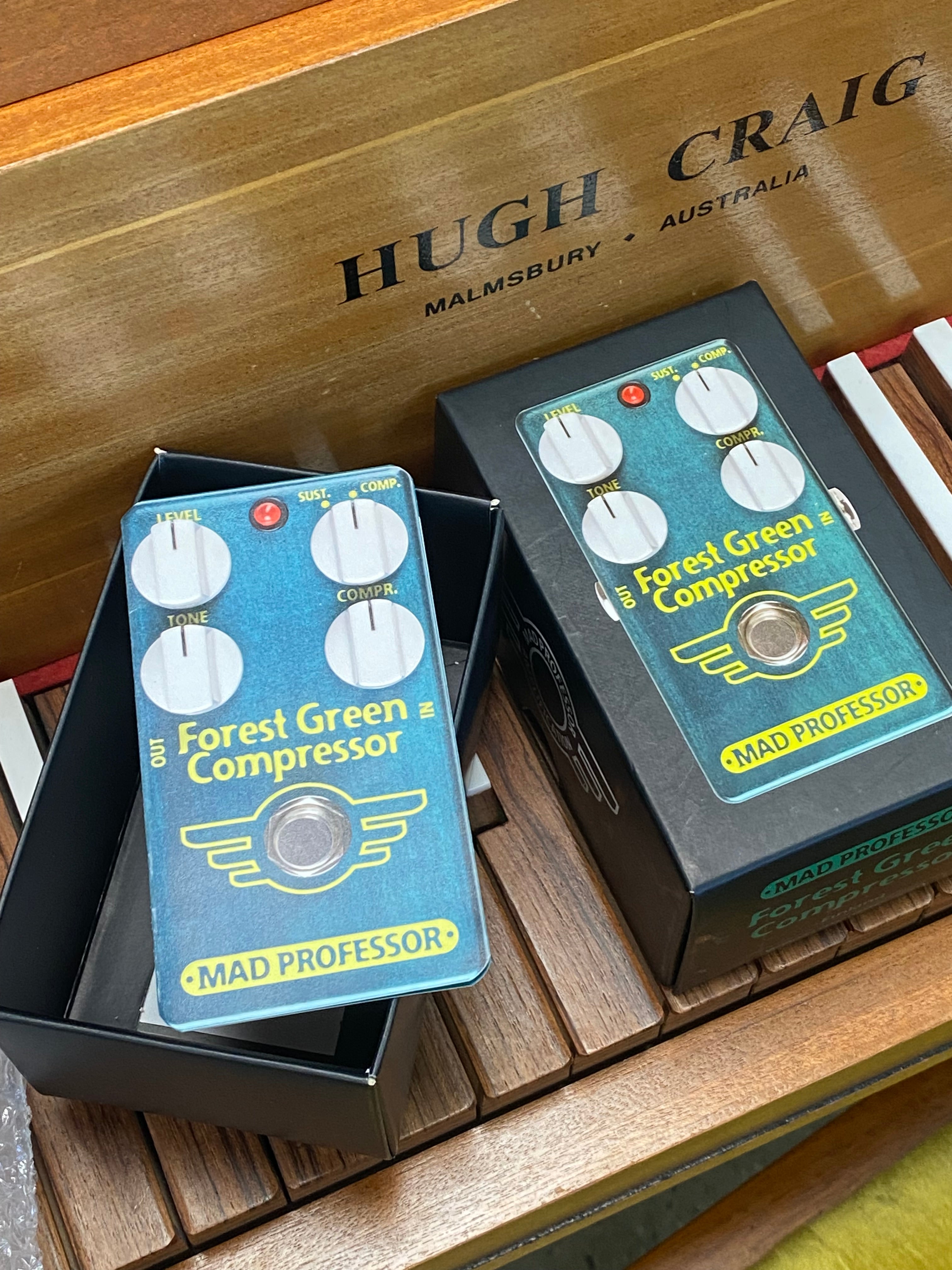 Mad Professor Forest Green Compressor W/Box ***Pre Loved Mad Professor Forest Green Compressor W/Box ***Pre Loved