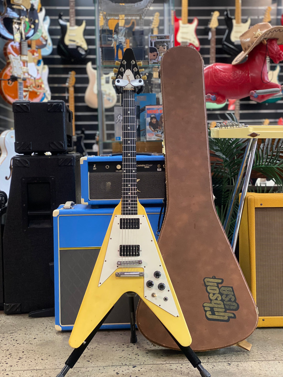 Gibson USA 1998 '67 Reissue Flying V w/case | White  ***pre loved***