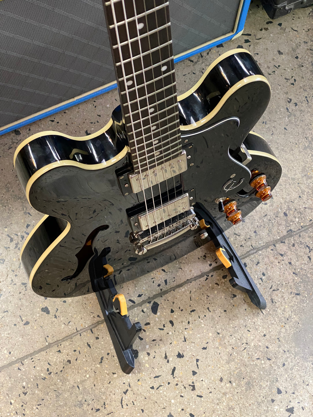 Epiphone 2015 Dot w/case | Ebony ***pre loved***