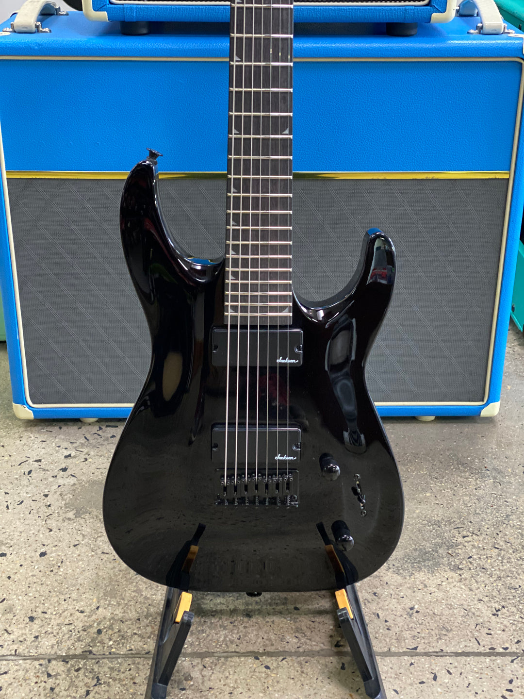 Jackson Guitars JS Series Dinky Arch Top 7 string guitar JS22-7 DKA HT Gloss Black