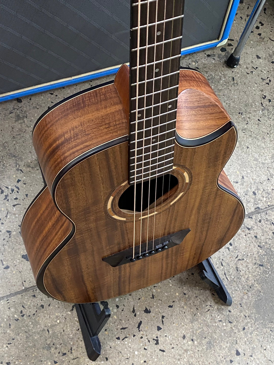 Washburn Acousitc G-Mini Koa WCGM55K-D w/bag ***Pre Loved***