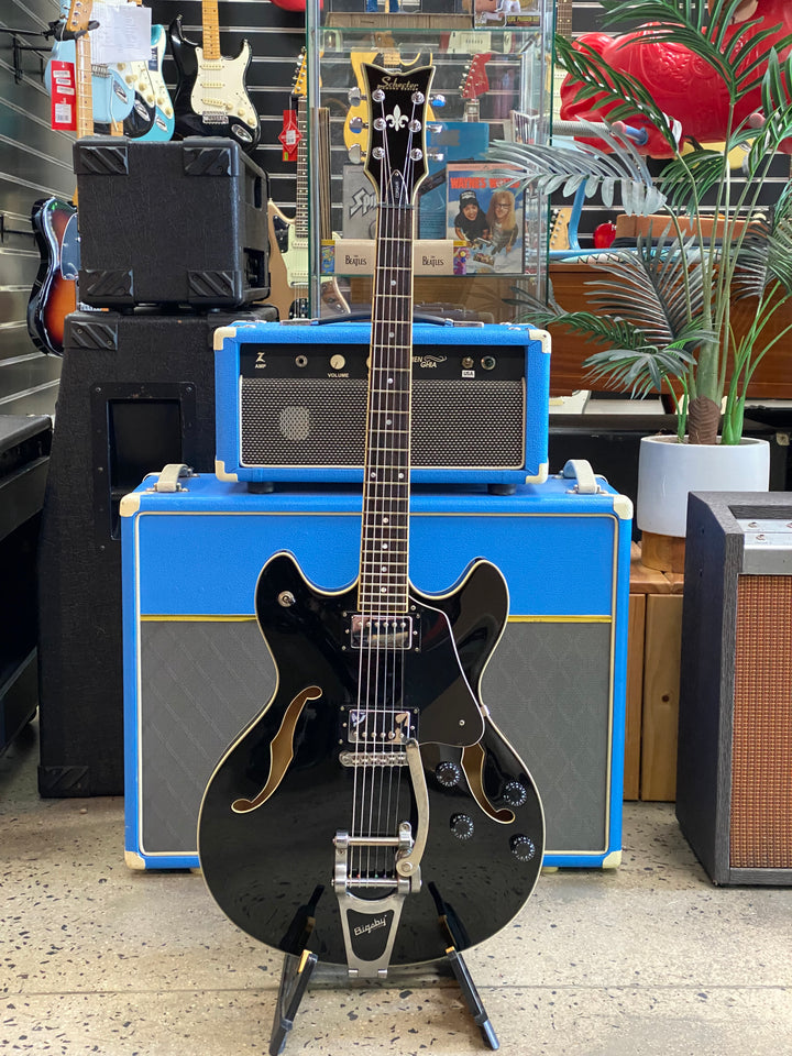 Schecter 2008 Corsair w/case | Black ***pre loved***