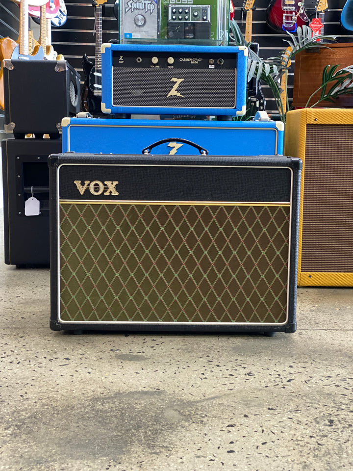 VOX AC15C1 Guitar Amplifier w/footswitch ***Pre Loved***